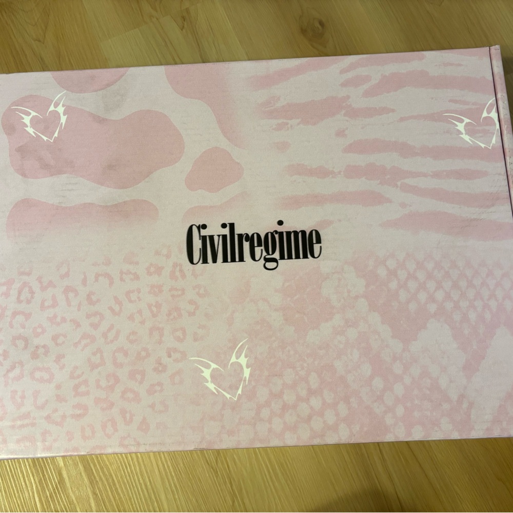Civil Regime Pookies Hoodie Box Set
